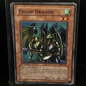 Troop Dragon - LOD-042 - Common - 1st Edition Legacy of Darkness Yu-Gi-Oh!